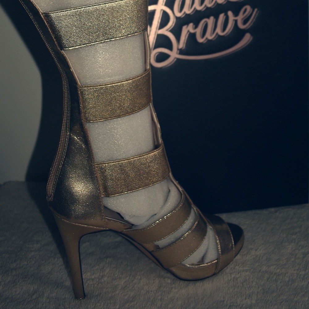 Gladiator Gold Heeled Boots Size 8 1\2